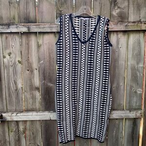 Siloni Black and white sweater dress sz. S